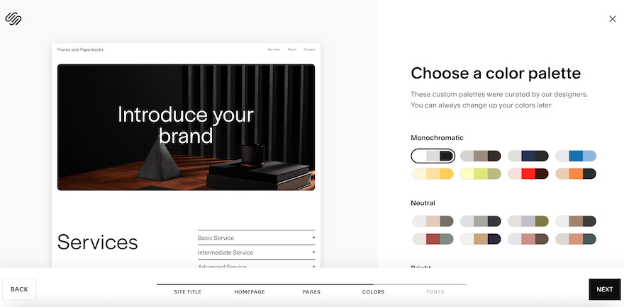 Squarepace Blueprint Squarespace Blueprint “Chooses a color palette” section, with various color schemes on the right.